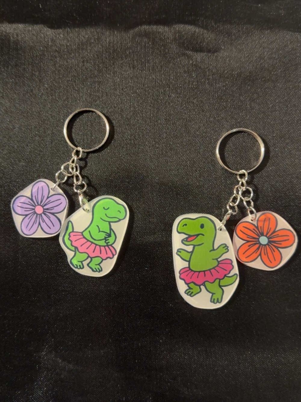DIY dinosaur & flower keychain